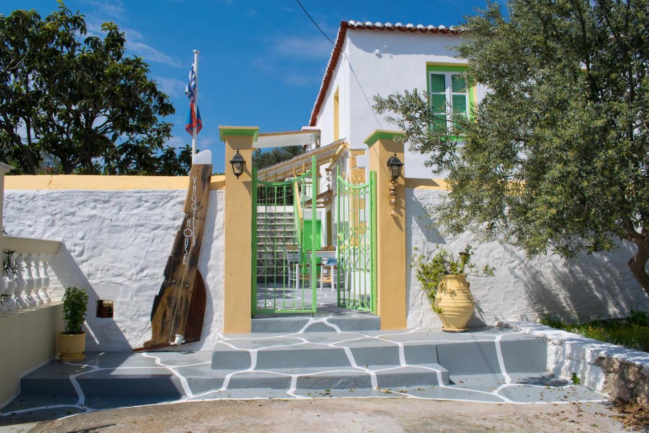 Vaggelis Traditional House Spetses Town Bagian luar foto